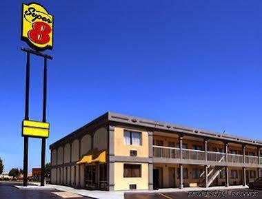 Super 8 By Wyndham Greensboro Luaran gambar