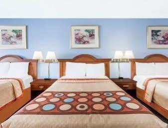 Super 8 By Wyndham Greensboro Luaran gambar