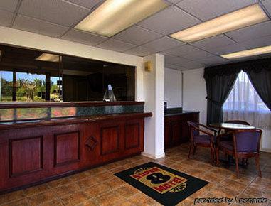 Super 8 By Wyndham Greensboro Luaran gambar